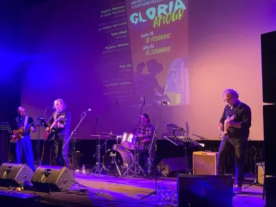 GLORIA - Modificata.jpg